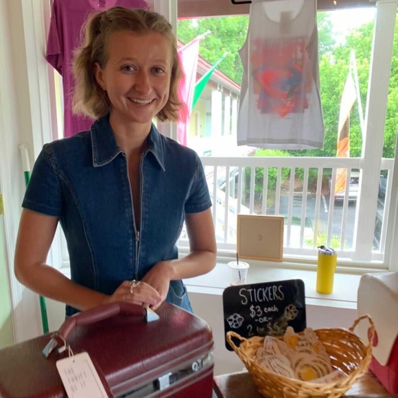 Meet the Posher! - Picture 2 of 3